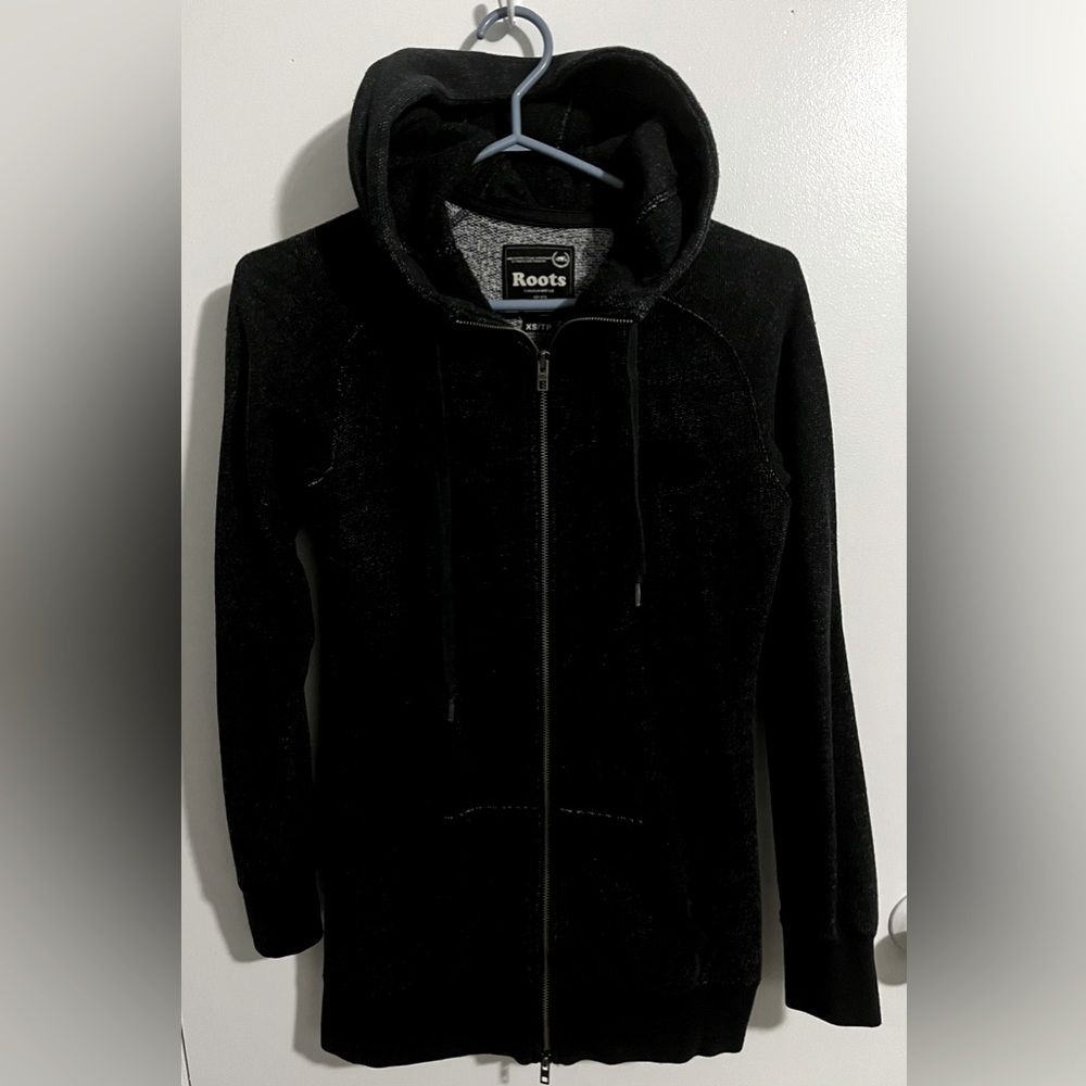 *Roots Women's Black Hoodie*